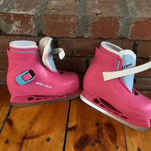 Little Girl’s Hockey Skates